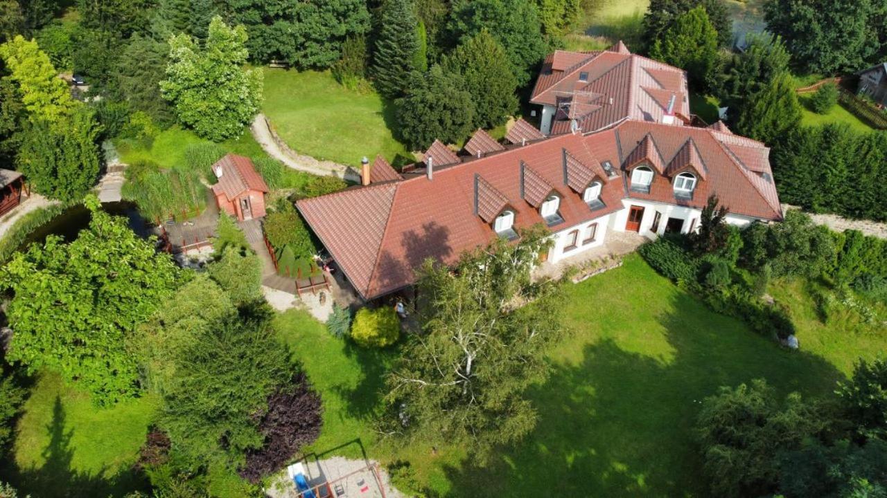 Ivanek Guest House Zvíkovské Podhradí Exteriör bild