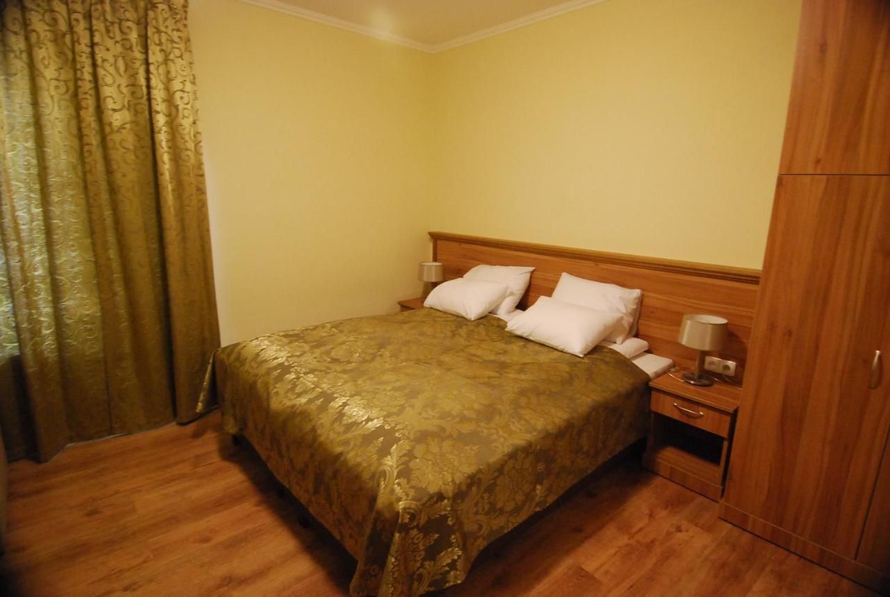 Ivanek Guest House Zvíkovské Podhradí Exteriör bild