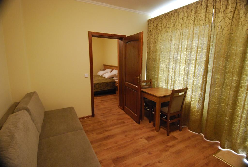 Ivanek Guest House Zvíkovské Podhradí Exteriör bild